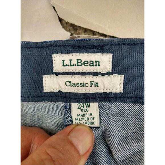 LL Bean Classic Straight Fit Jeans Womens 24W Stretch Waist - Picture 6 of 10